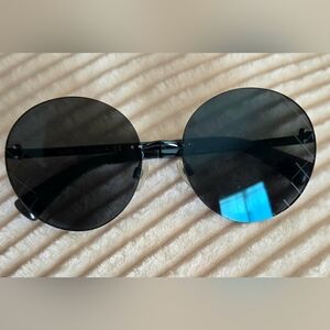 Chanel Round Rimless Sunglasses With Etched "Quilting" On Lenses #4216 C.469/z6